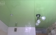 Глянцевый натяжной потолок цвета "Мята"