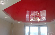 Двухуровневый глянцевый натяжной потолок ( красно/белый) от "Алези"