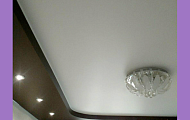 Двухуровневый натяжной потолок в гостиной от Алези