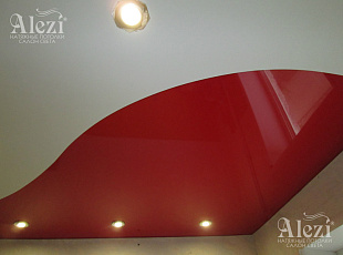 Двухуровневый глянцевый натяжной потолок от "Алези" (бело-красный)